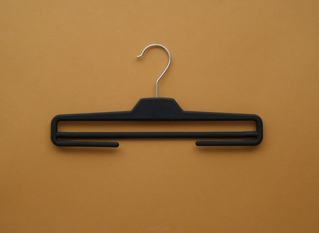 Wieszak 01-212-33 z poprzeczką 33cm